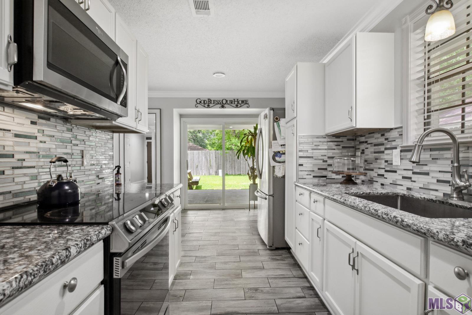 3217 Quebec Drive Baton Rouge, LA 70819 - Photo 7 of 15