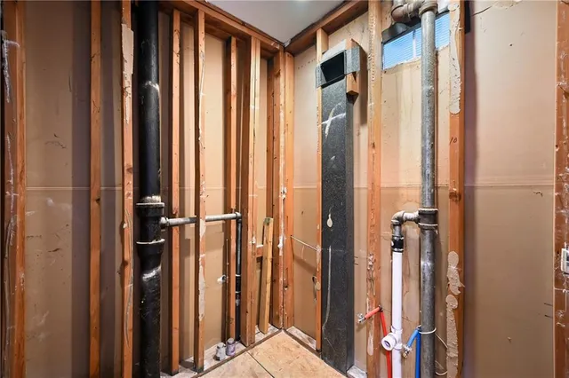 $165,000 | 6208 East 129 Street, Grandview, MO 64030