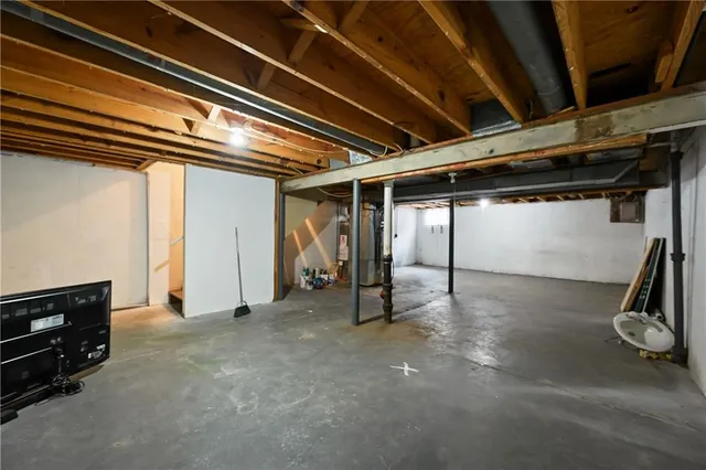 $165,000 | 6208 East 129 Street, Grandview, MO 64030