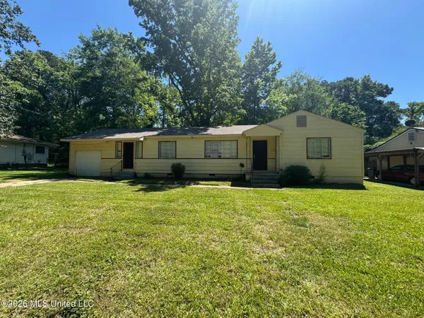 $59,900 | 3330 Charleston Drive, Jackson, MS 39212