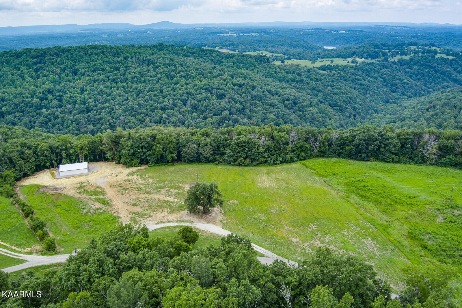 3299 Anderson Road Byrdstown, TN 38549 - Photo 16 of 40 25_Anderson_Rd_Byrdstown025_TNPC_mls