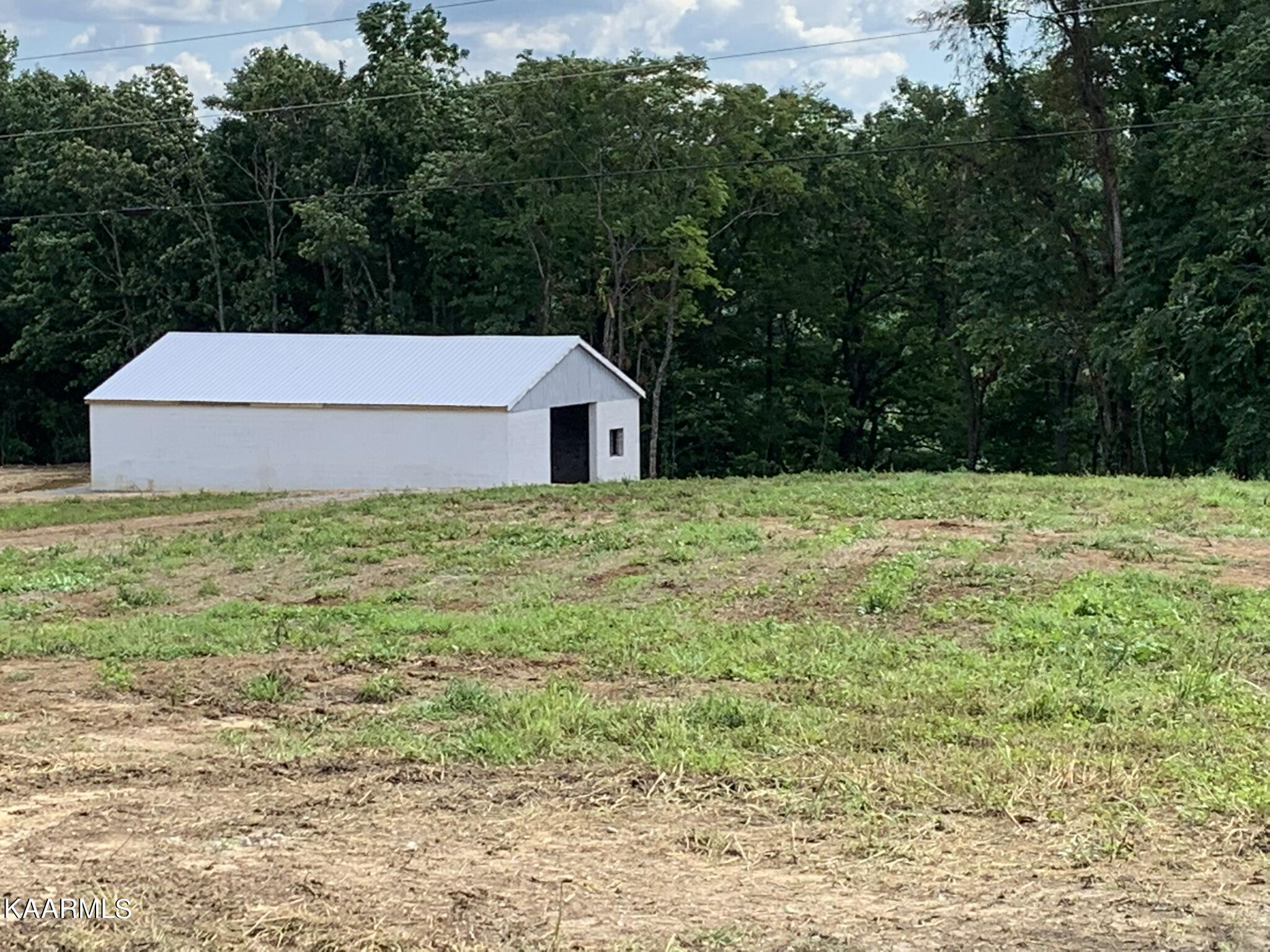 3299 Anderson Road Byrdstown, TN 38549 - Photo 29 of 40 IMG_4002