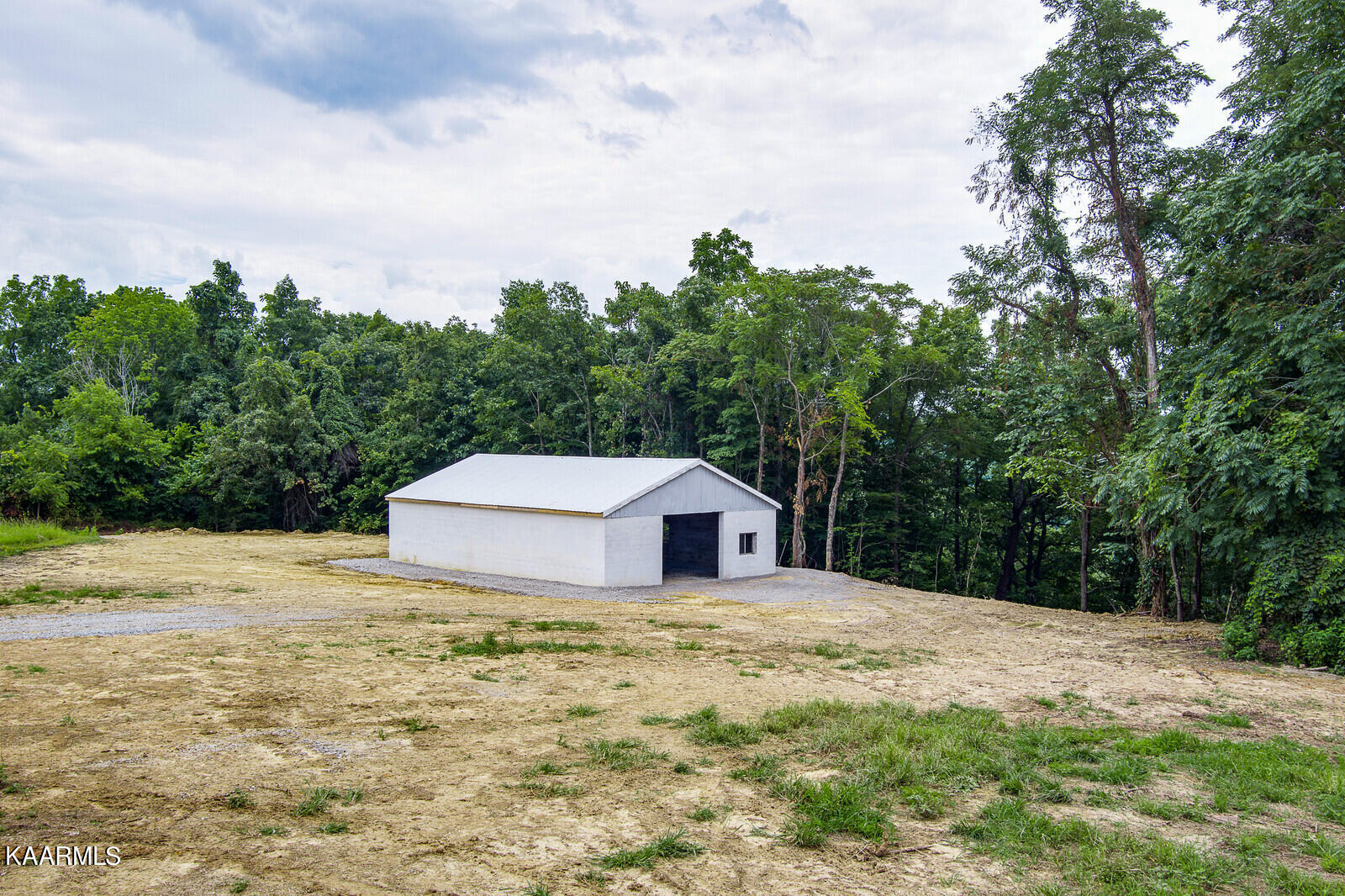 21_Anderson_Rd_Byrdstown021_TNPC_mls