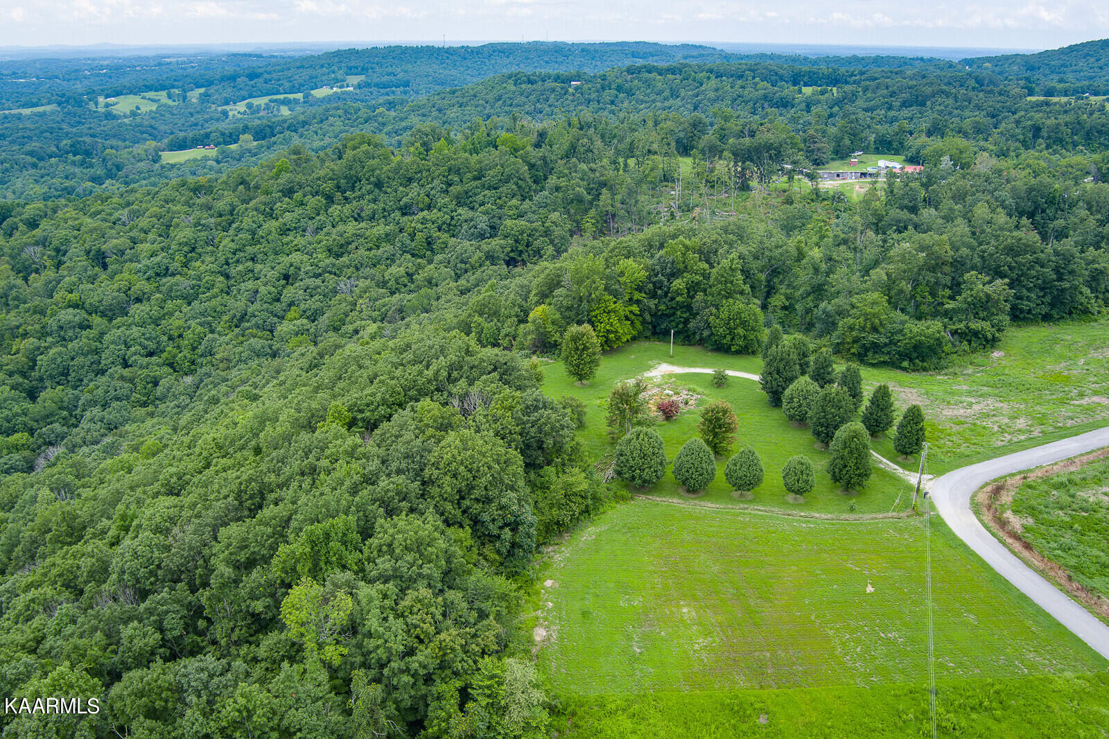 3299 Anderson Road Byrdstown, TN 38549 - Photo 8 of 40 10_Anderson_Rd_Byrdstown010_TNPC_mls