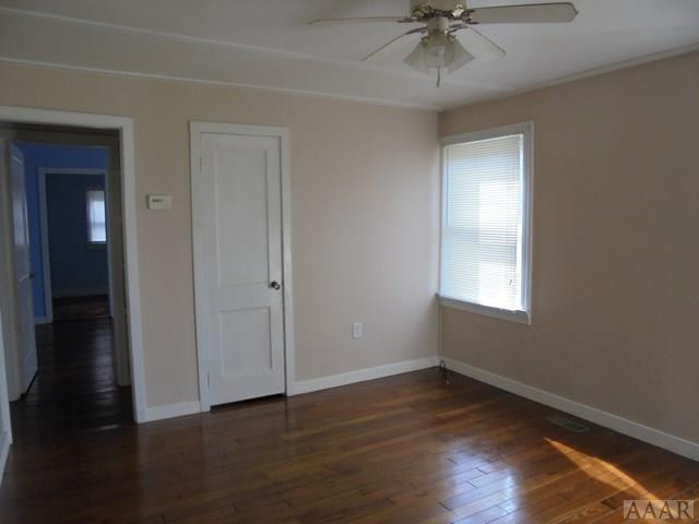 111 Powell And Stokes Road Windsor, NC 27983 - Photo 2 of 17 LIVING ROOM