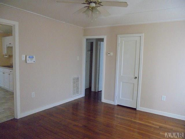 111 Powell And Stokes Road Windsor, NC 27983 - Photo 3 of 17 LIVING ROOM