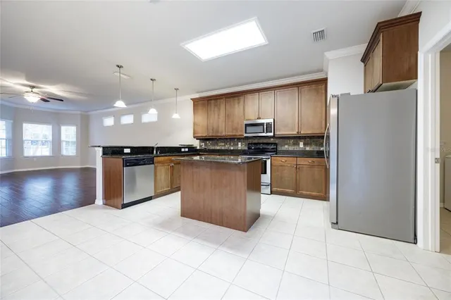 $369,500 | 9862 Northwest 18th Road, Gainesville, FL 32606