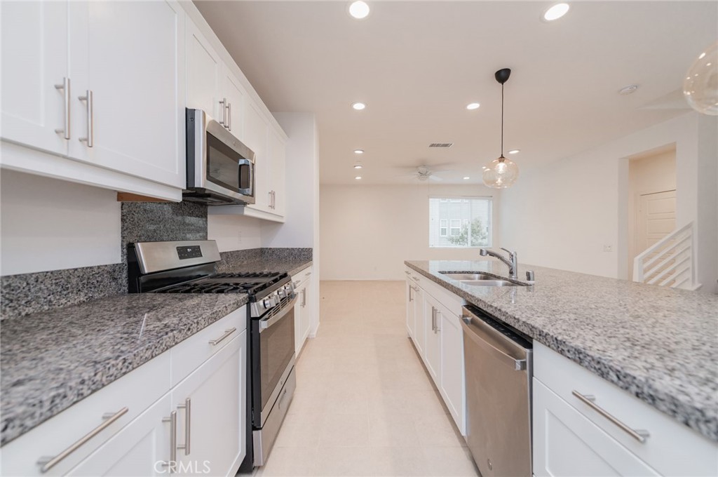 11010 Summertree Drive Rancho Cucamonga, CA 91730 - Photo 14 of 36