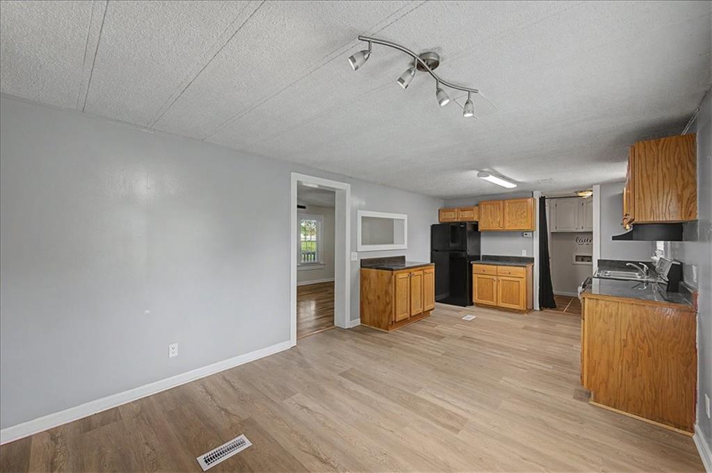 130 1st Street Calhoun, GA 30701 - Photo 22 of 42