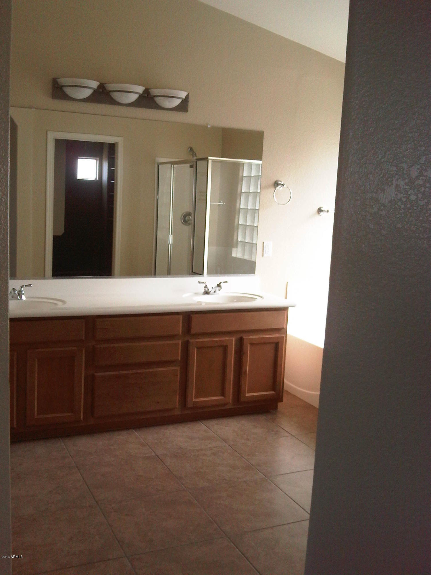 28821 North Nobel Road Phoenix, AZ 85085 - Photo 19 of 33 IMG00123-20110111-1431