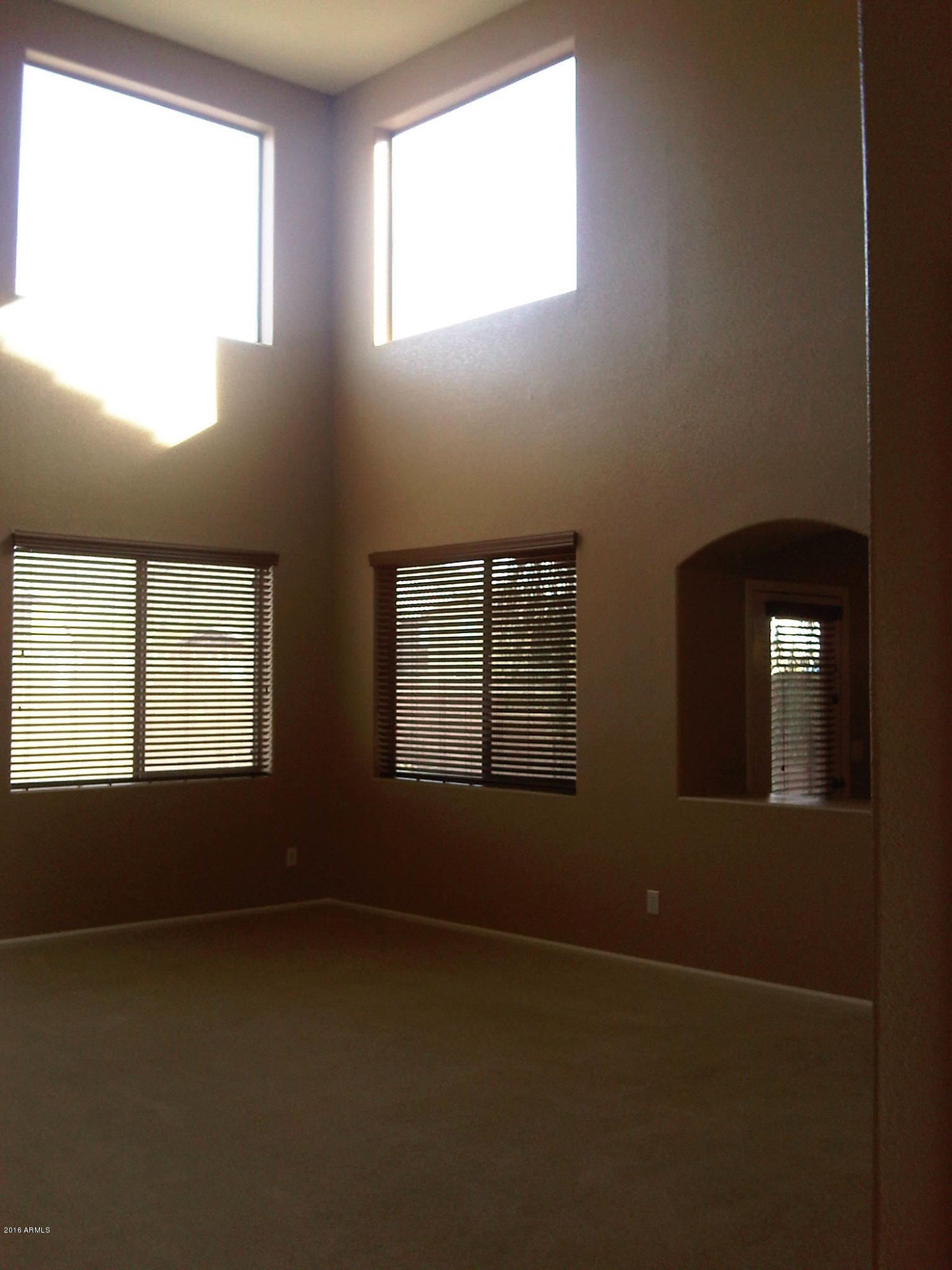 28821 North Nobel Road Phoenix, AZ 85085 - Photo 5 of 33 IMG00106-20110111-1424