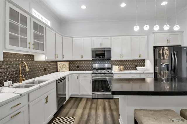 $649,900 | 5419 Alderbrook Lane, Clarence, NY 14031