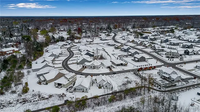 $649,900 | 5419 Alderbrook Lane, Clarence, NY 14031