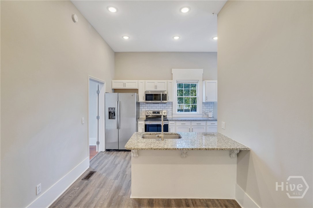 309 West 33rd Street Savannah, GA 31401 - Photo 9 of 35