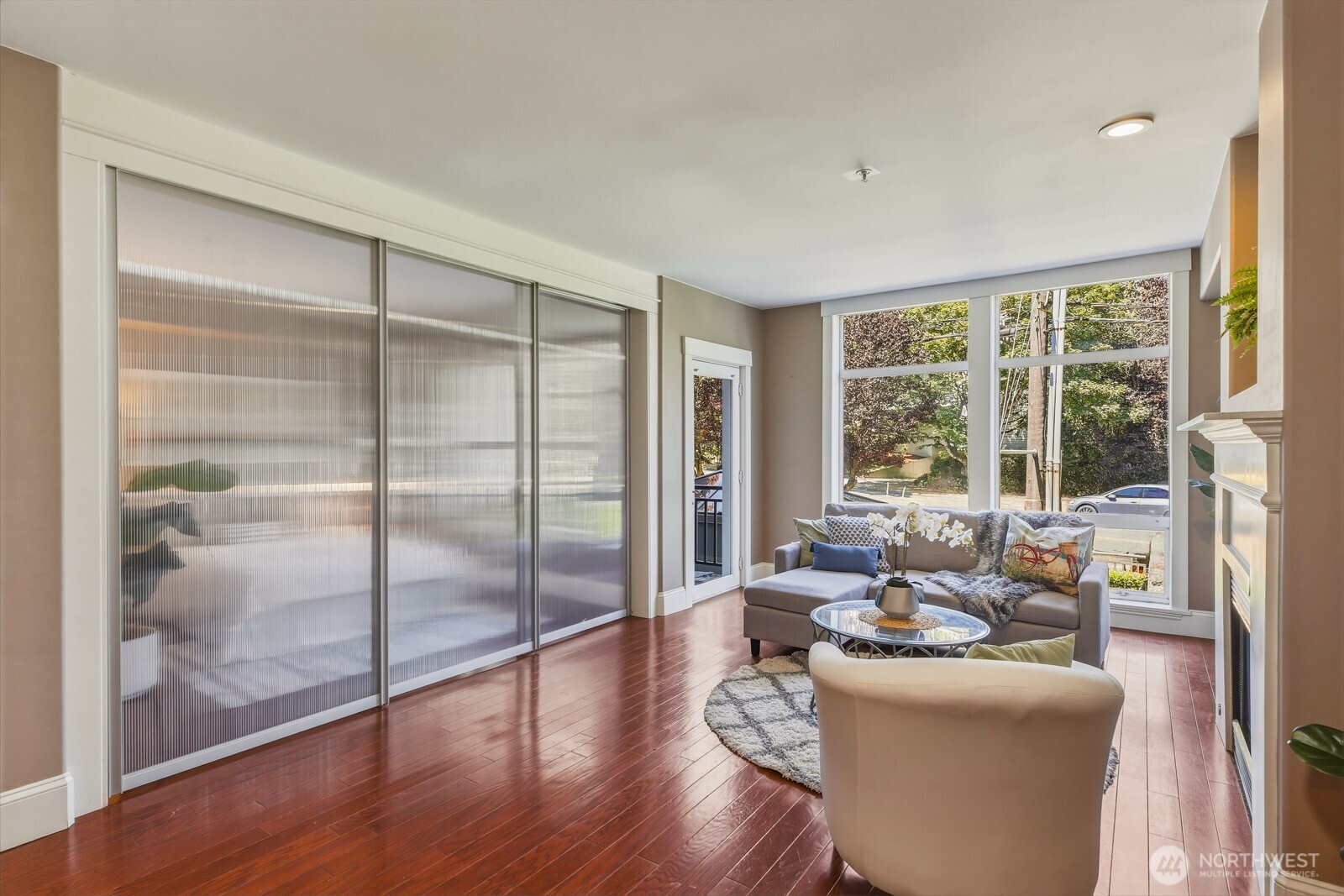 3221 Southwest Avalon Way, Unit 201 Seattle, WA 98126 - Photo 15 of 35