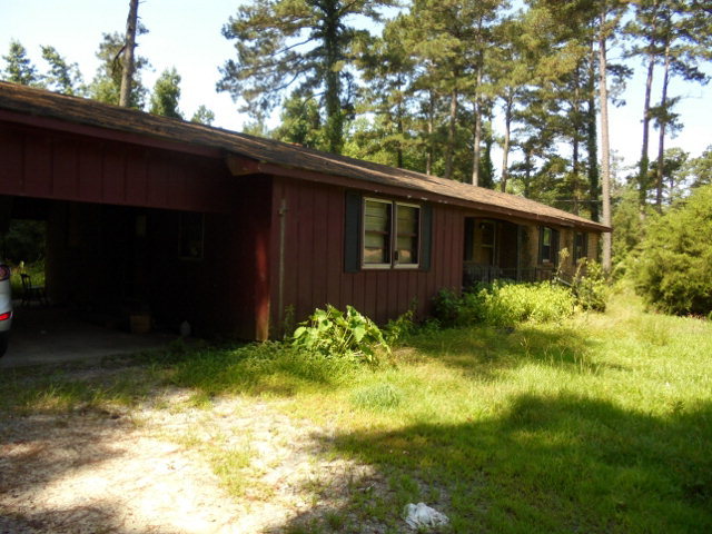 4271 South Robeson Road Rowland, NC 28383 - Photo 3 of 6 Additional Photo
