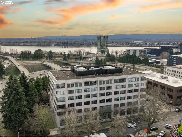 $925,000 | 500 Broadway Street, Unit 502, Vancouver, WA 98660