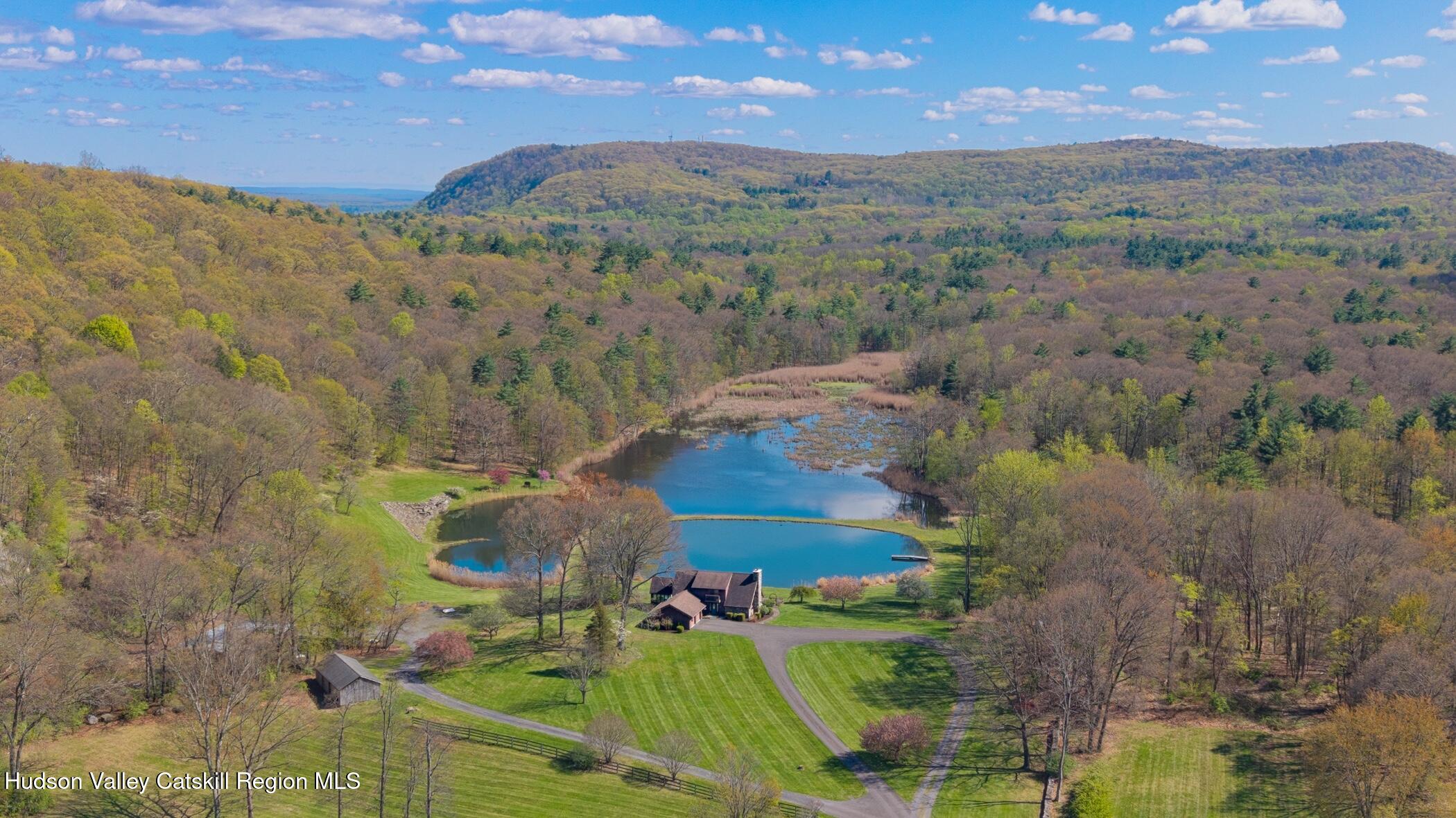 81 Union Center Road Ulster Park, NY 12487 - Photo 4 of 60 Picture-30