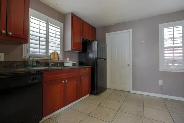 $379,000 | 3704 Willow Street, Sacramento, CA 95838