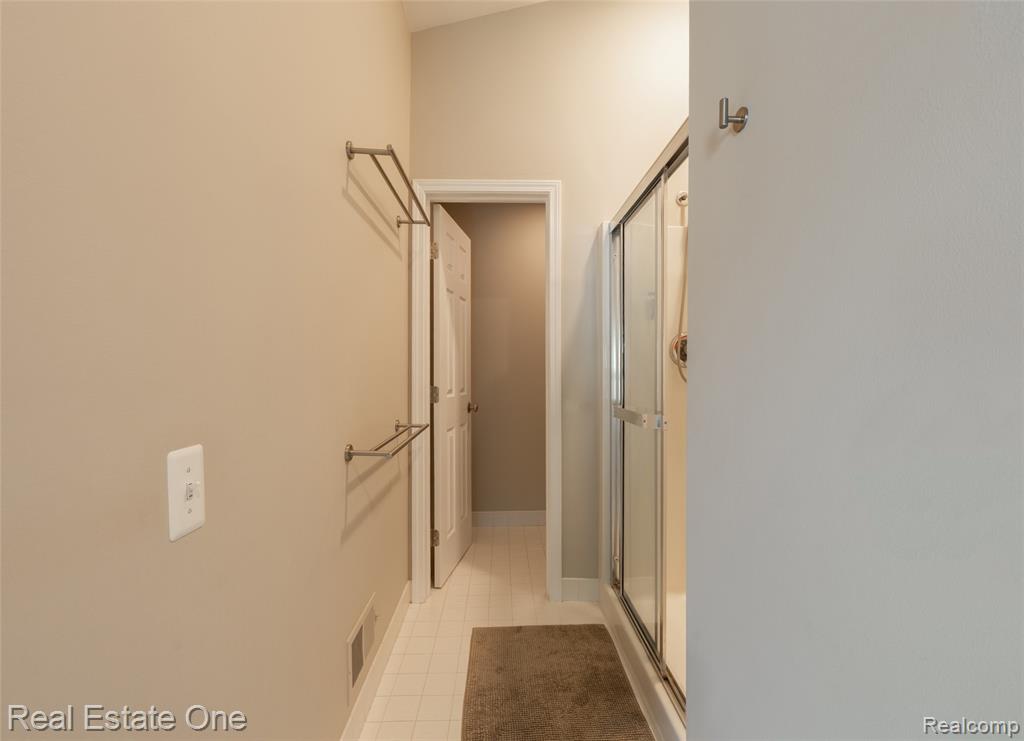 1271 Arms Court Rochester Hills, MI 48307 - Photo 26 of 71