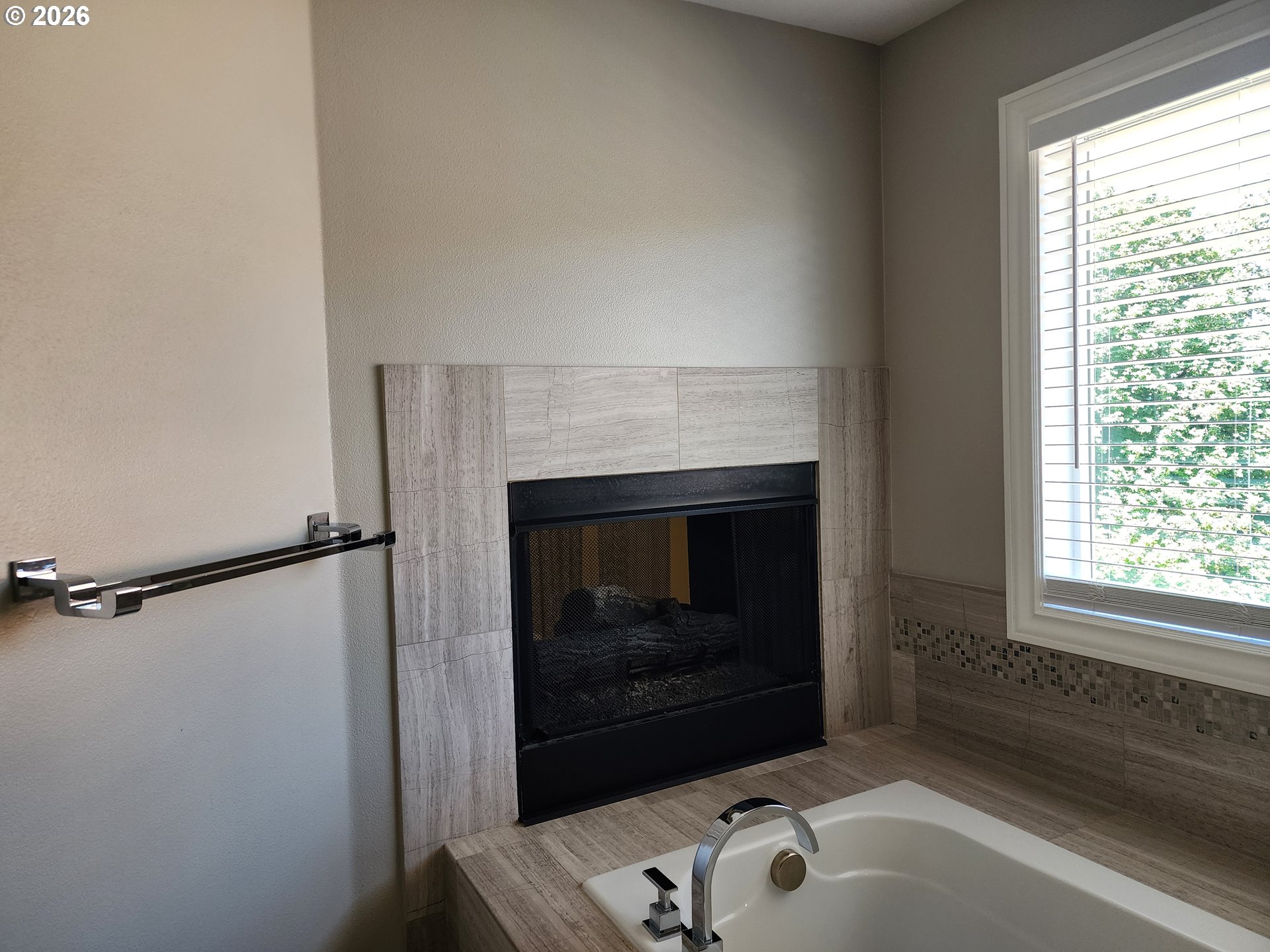 11376 Southeast Highland Loop Clackamas, OR 97015 - Photo 27 of 38
