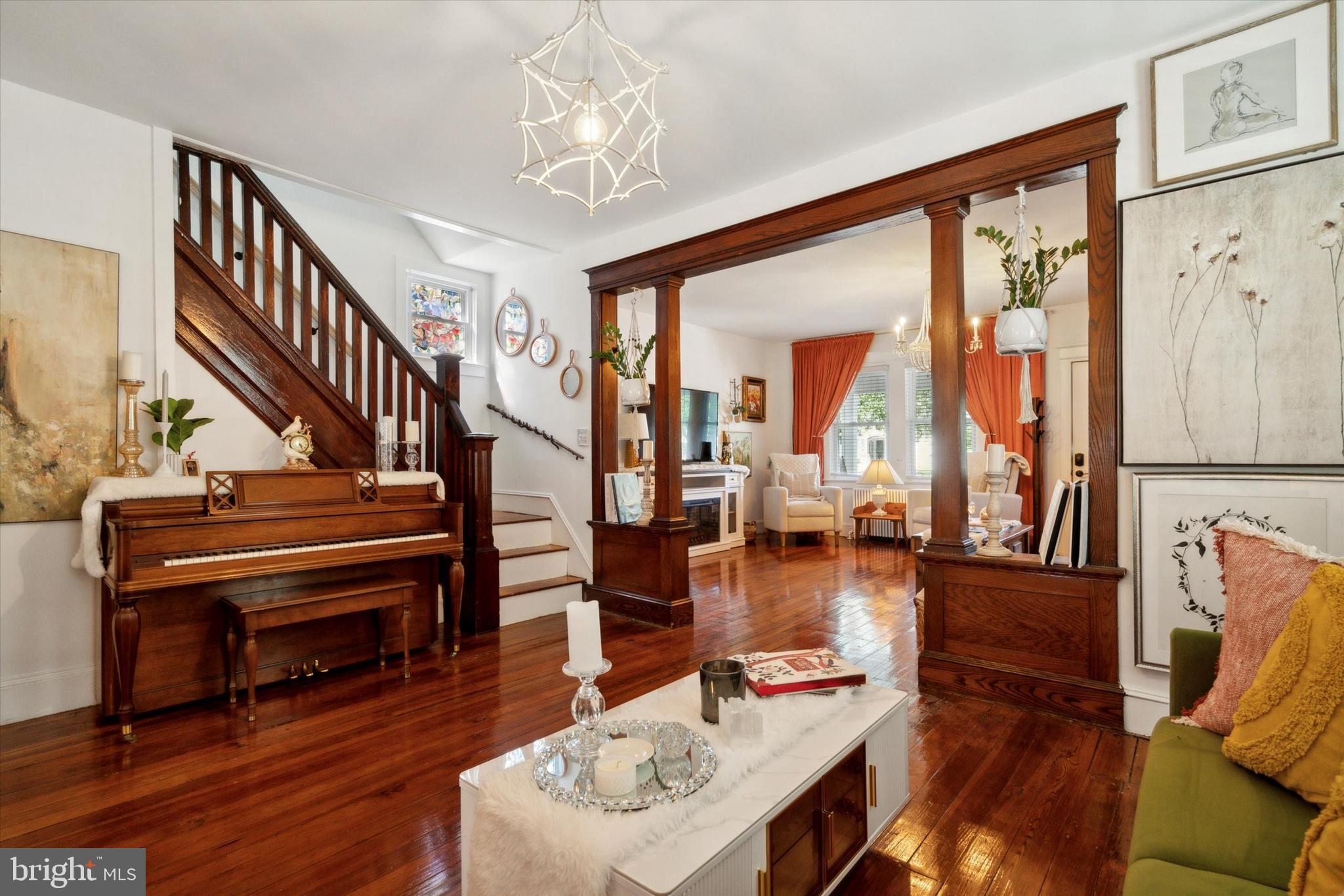 302 Jefferson Avenue Bristol, PA 19007 - Photo 4 of 15 Gallery Image 4