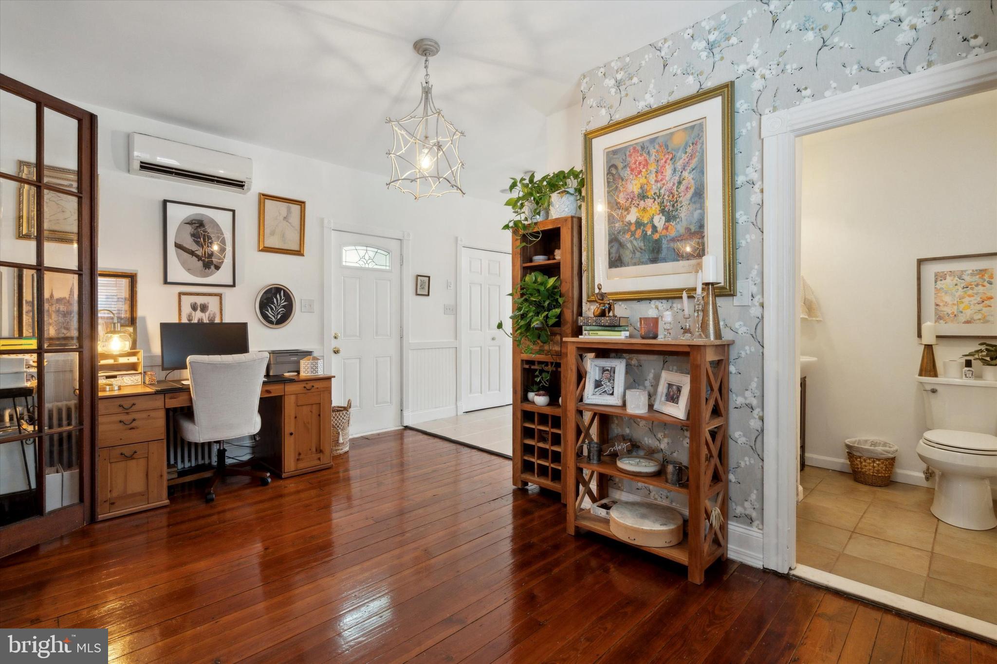 302 Jefferson Avenue Bristol, PA 19007 - Photo 6 of 15 Gallery Image 6