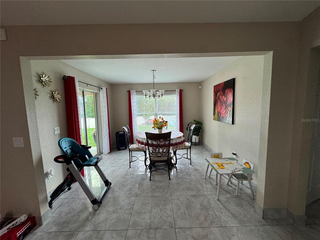 9938 Southwest 39th Terrace Ocala, FL 34476 - Photo 5 of 24