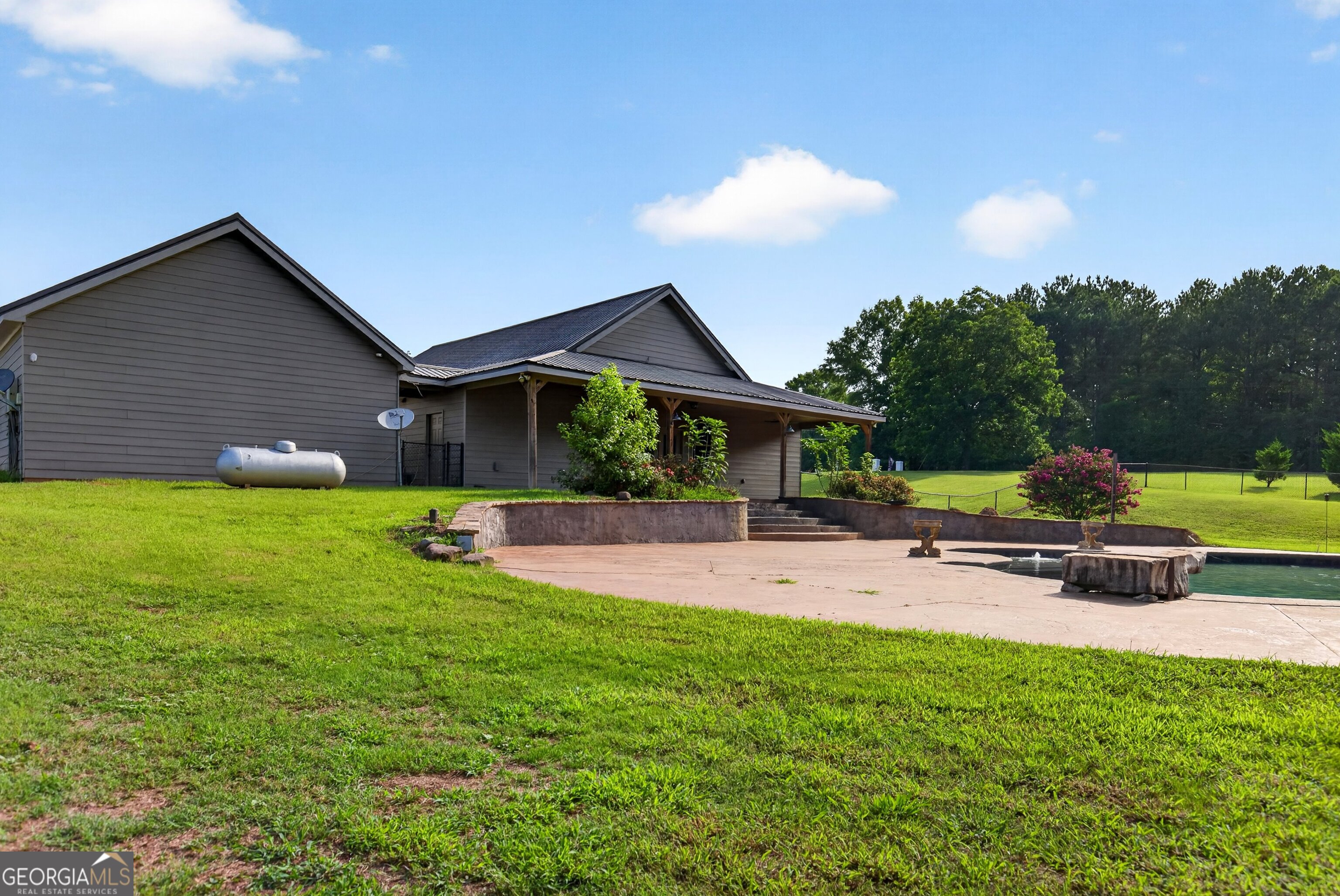 1723 Drew Allen Road Williamson, GA 30292 - Photo 15 of 49