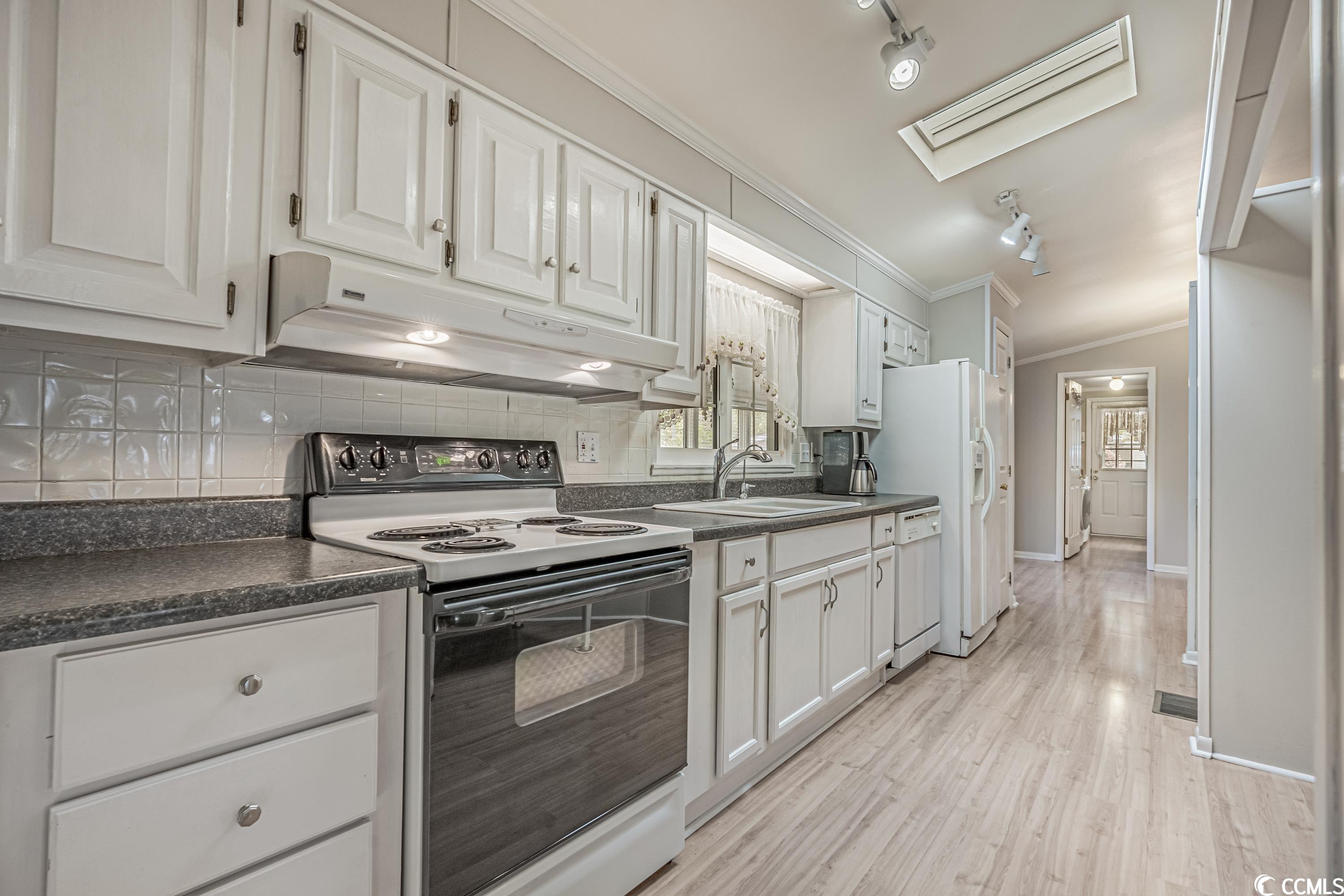 884 Grand Strand Trail Murrells Inlet, SC 29576 - Photo 15 of 40