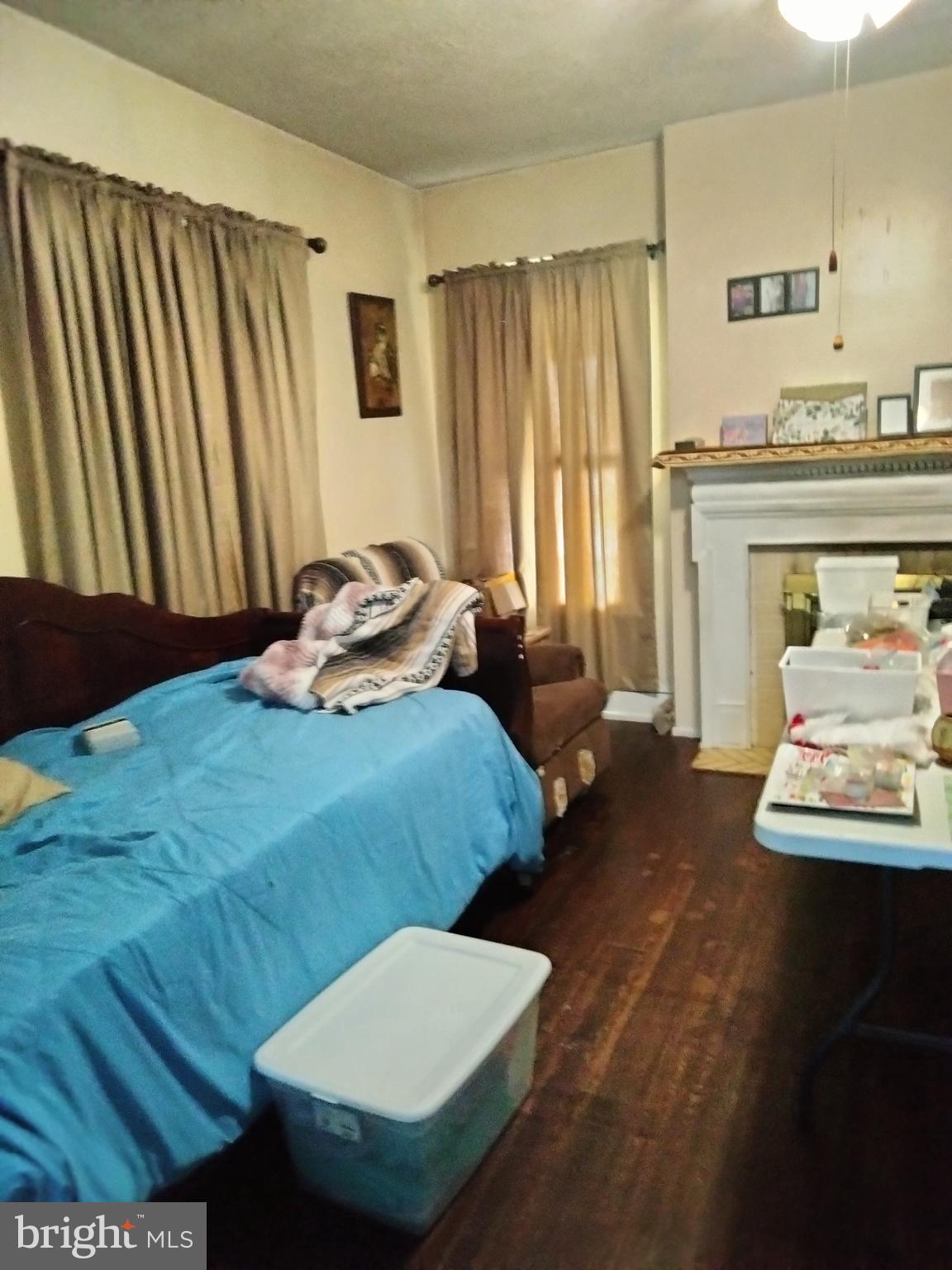 7411 Main Street Willards, MD 21874 - Photo 20 of 43 Living room