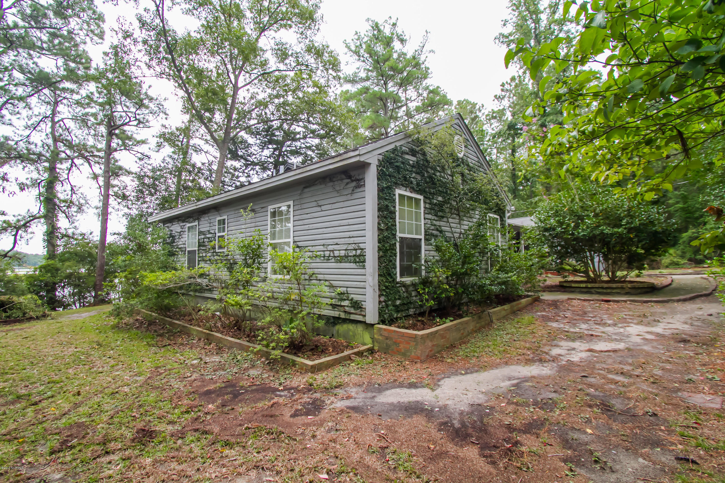 996 Copas Road Southwest Shallotte, NC 28470 - Photo 6 of 16 996 Copas Rd-6