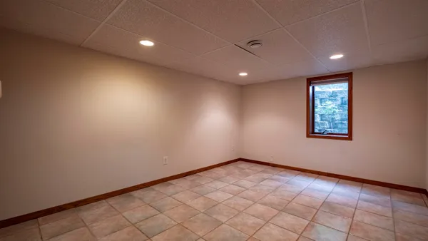 $1,100,000 | 9205 Willow Lane, Fremont, WI 54940