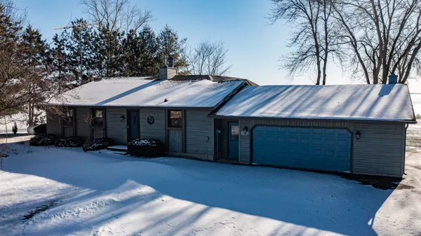 $1,200,000 | 9205 Willow Lane, Fremont, WI 54940
