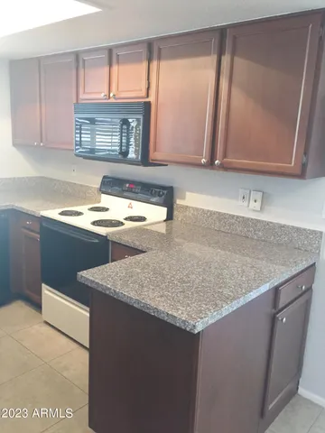 $1,700 | 1905 East University Drive, Unit 257, Tempe, AZ 85288