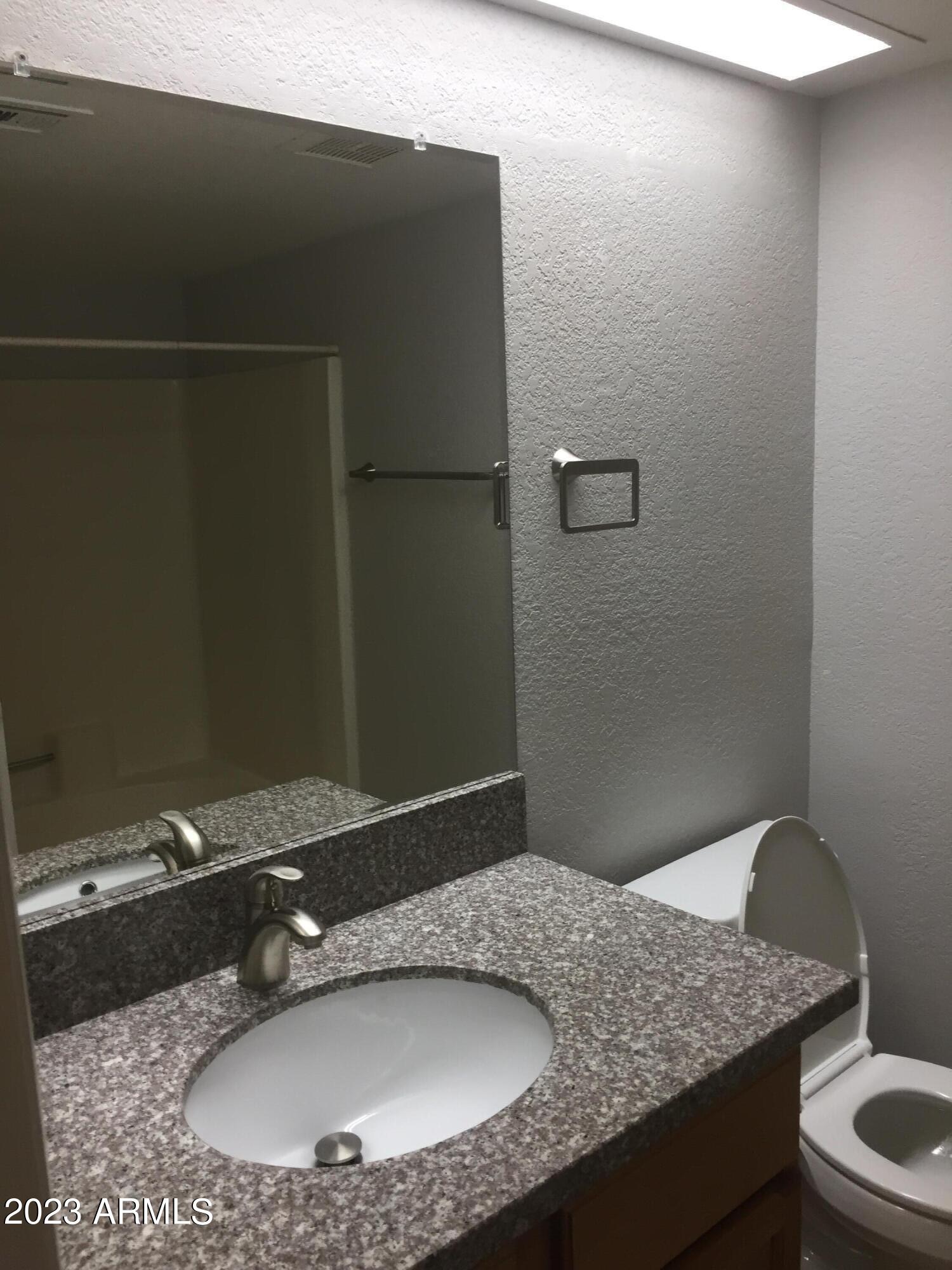 1905 East University Drive, Unit 257 Tempe, AZ 85288 - Photo 18 of 28 IMG_2072