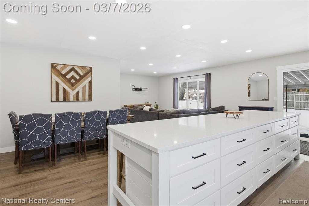 43086 Versailles Road Canton, MI 48187 - Photo 16 of 53 Gallery Image 16