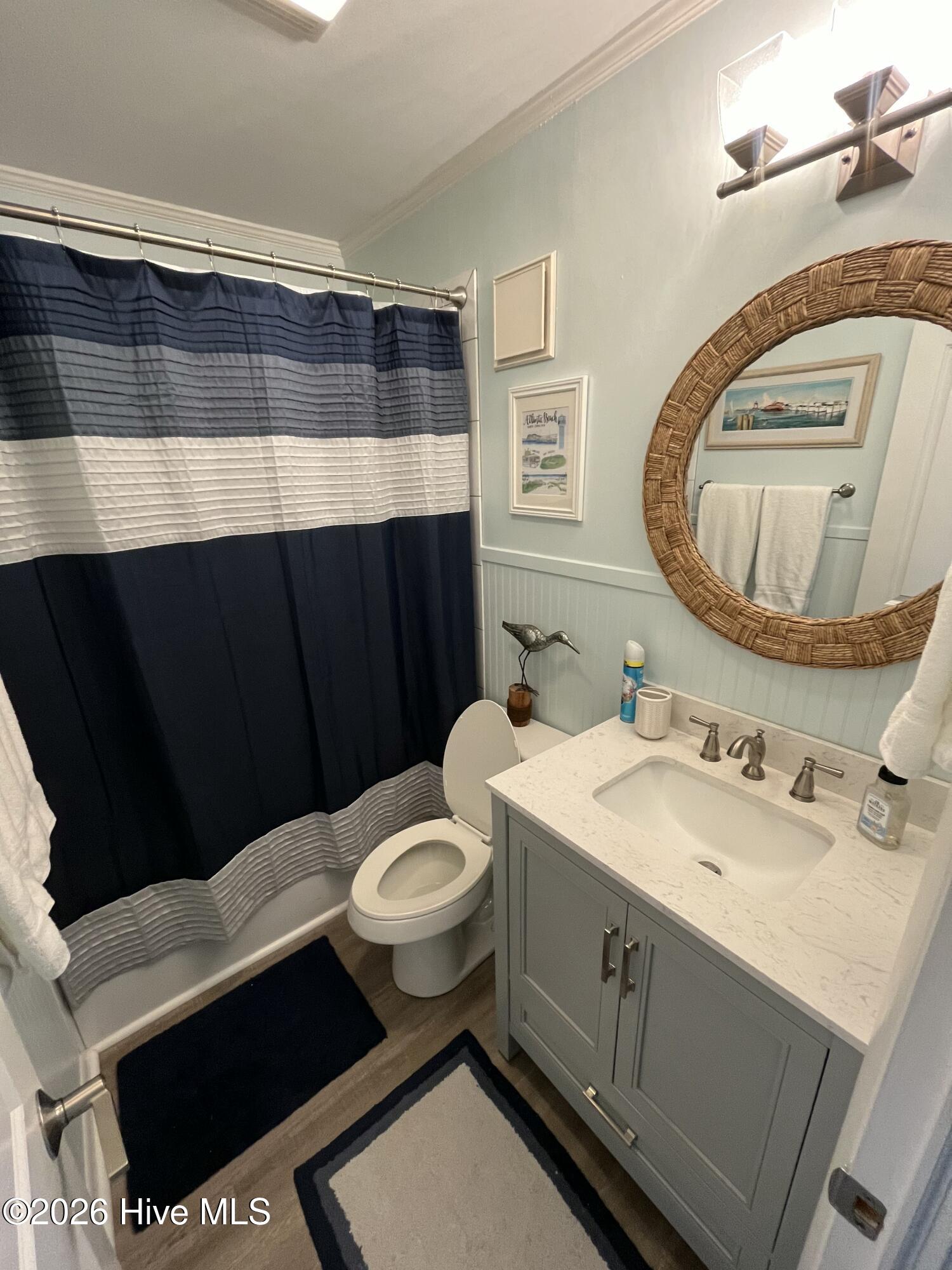 2111 West Fort Macon Road, Unit 156 Atlantic Beach, NC 28512 - Photo 15 of 16 hall bath