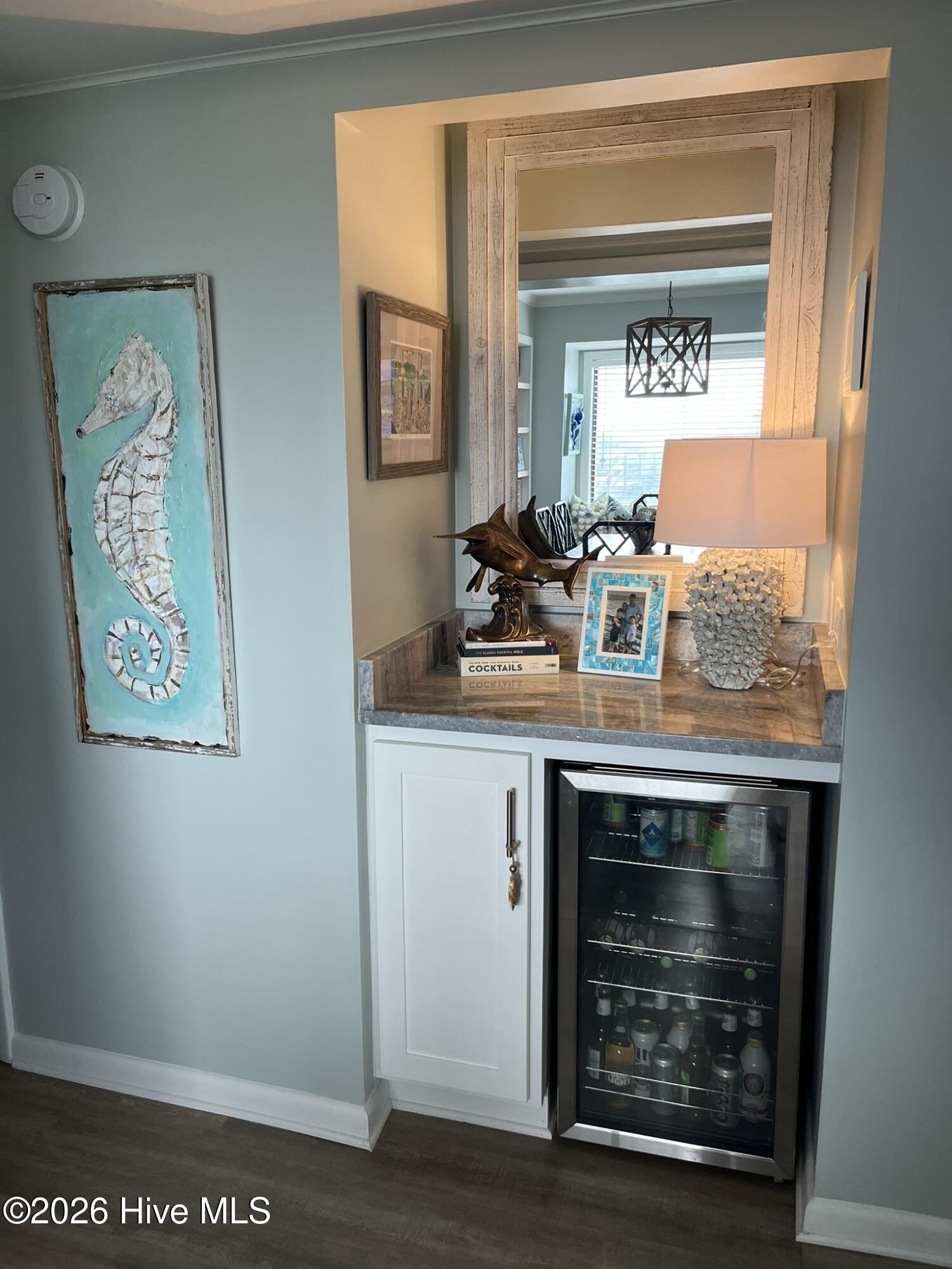 2111 West Fort Macon Road, Unit 156 Atlantic Beach, NC 28512 - Photo 8 of 16 wet bar Dunescape