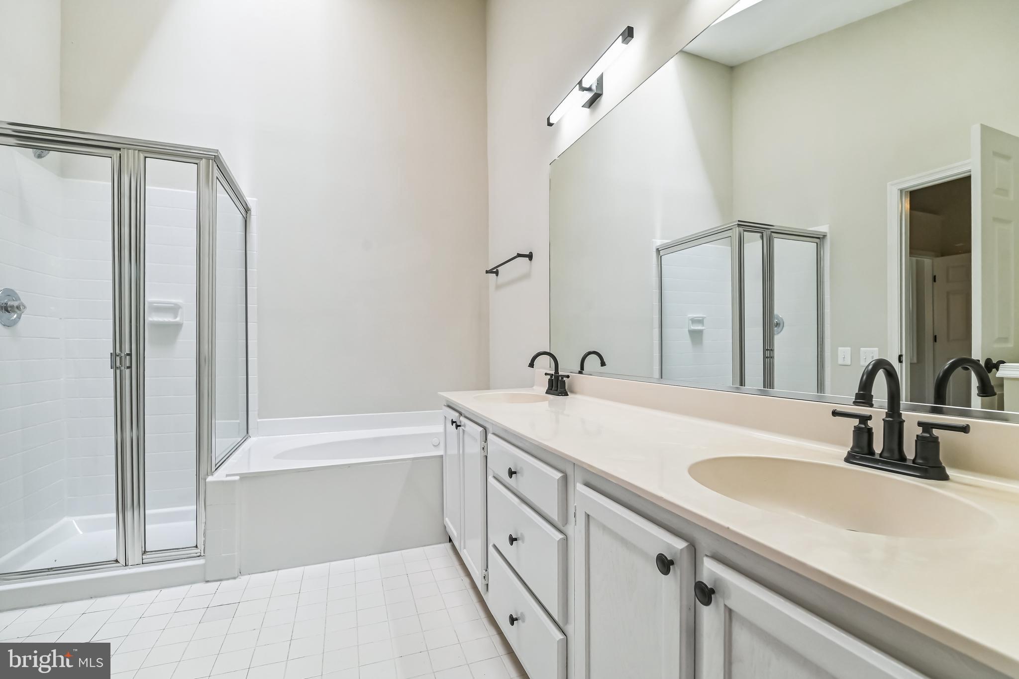 43866 Laburnum Square Ashburn, VA 20147 - Photo 17 of 36