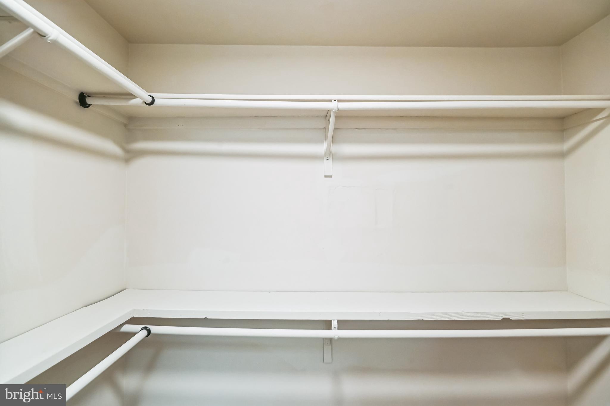 43866 Laburnum Square Ashburn, VA 20147 - Photo 23 of 36