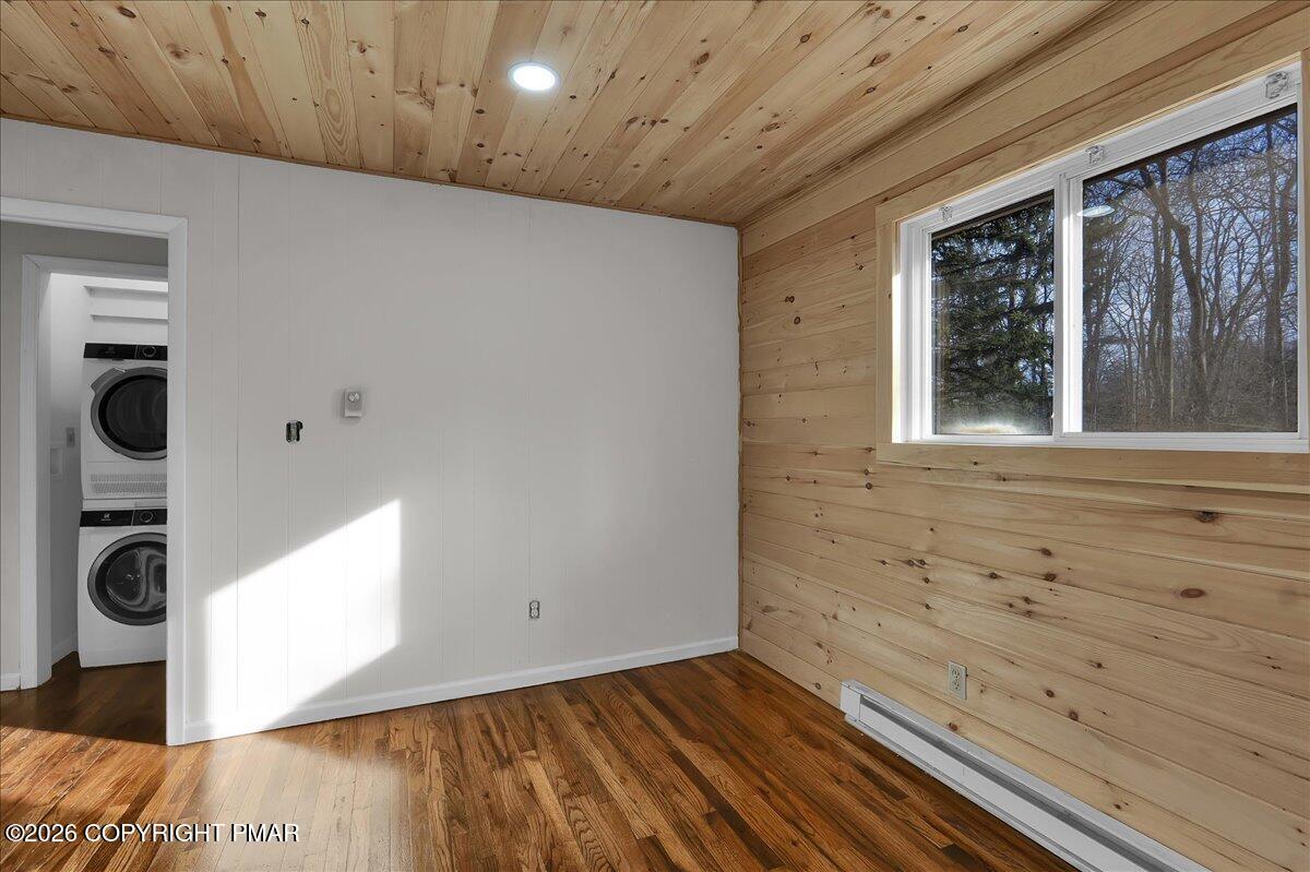 309 Selig Road Pocono Lake, PA 18347 - Photo 18 of 25 a view of an entryway