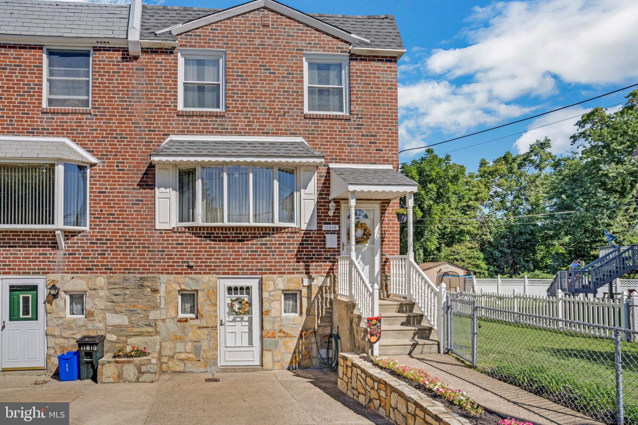 11812 Basile Road Philadelphia, PA 19154 - Photo 1 of 32