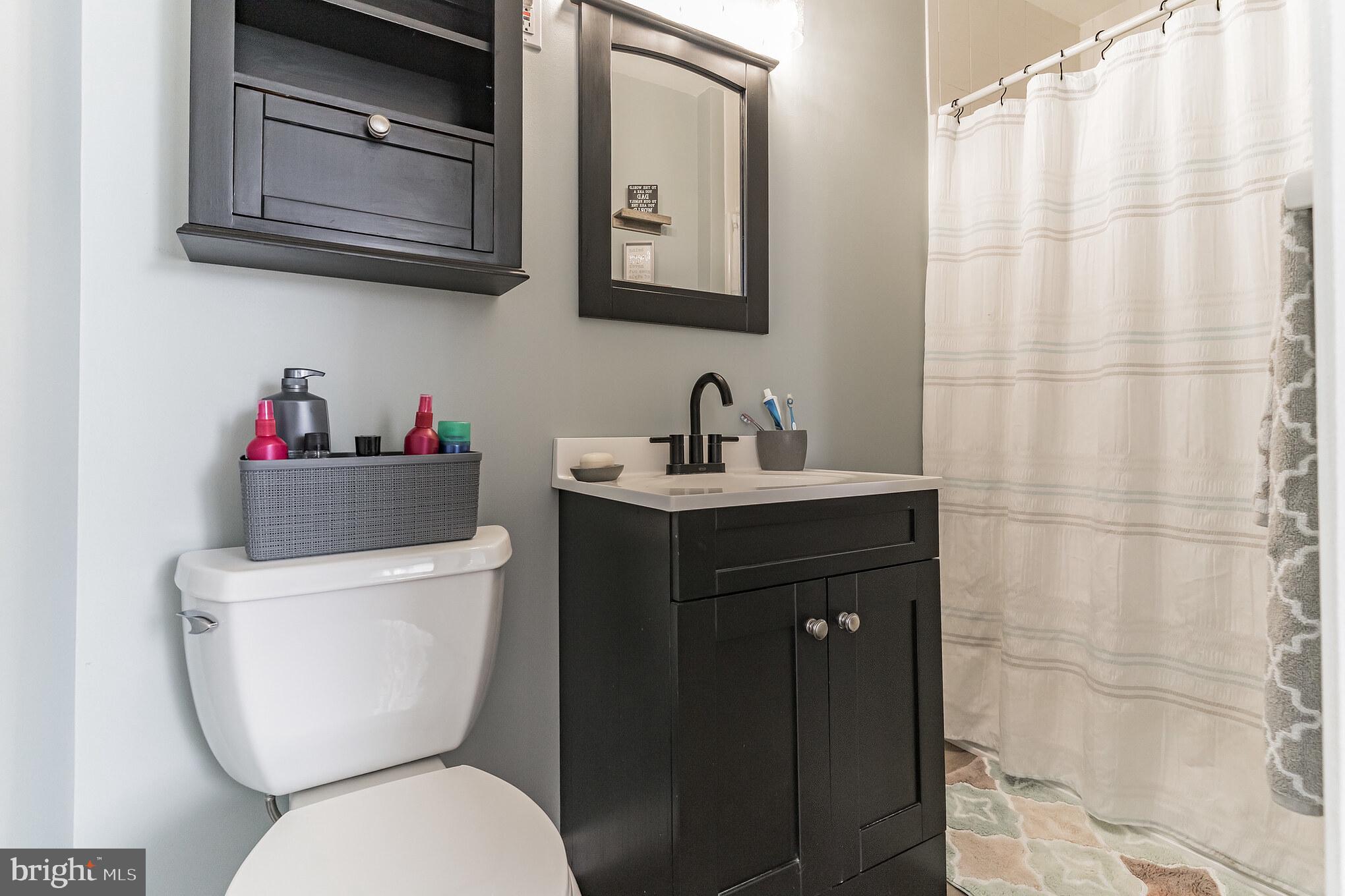 11812 Basile Road Philadelphia, PA 19154 - Photo 18 of 32
