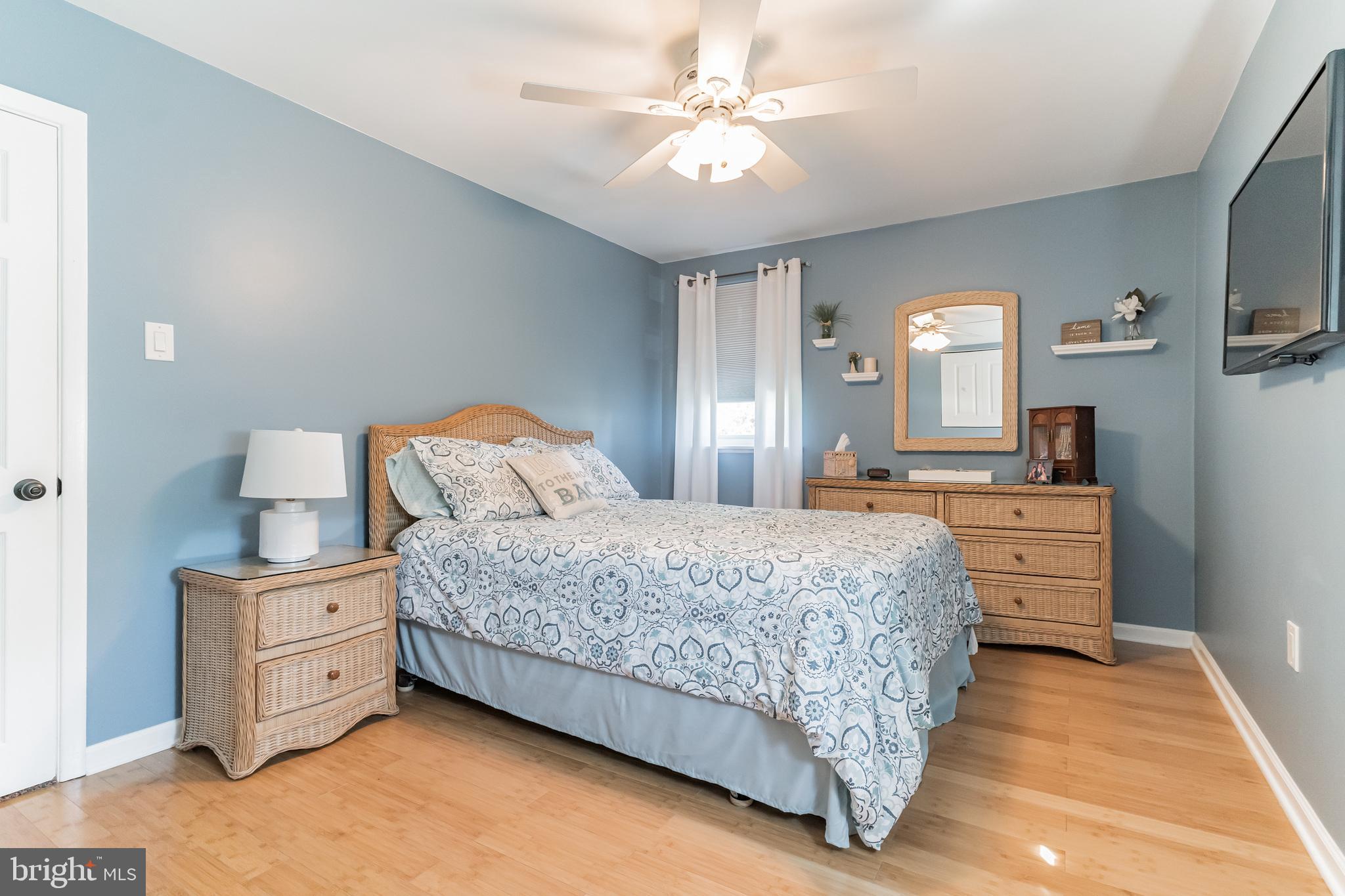 11812 Basile Road Philadelphia, PA 19154 - Photo 19 of 32