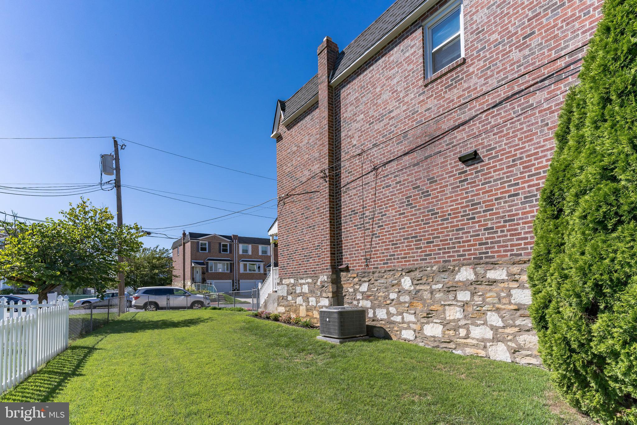 11812 Basile Road Philadelphia, PA 19154 - Photo 31 of 32
