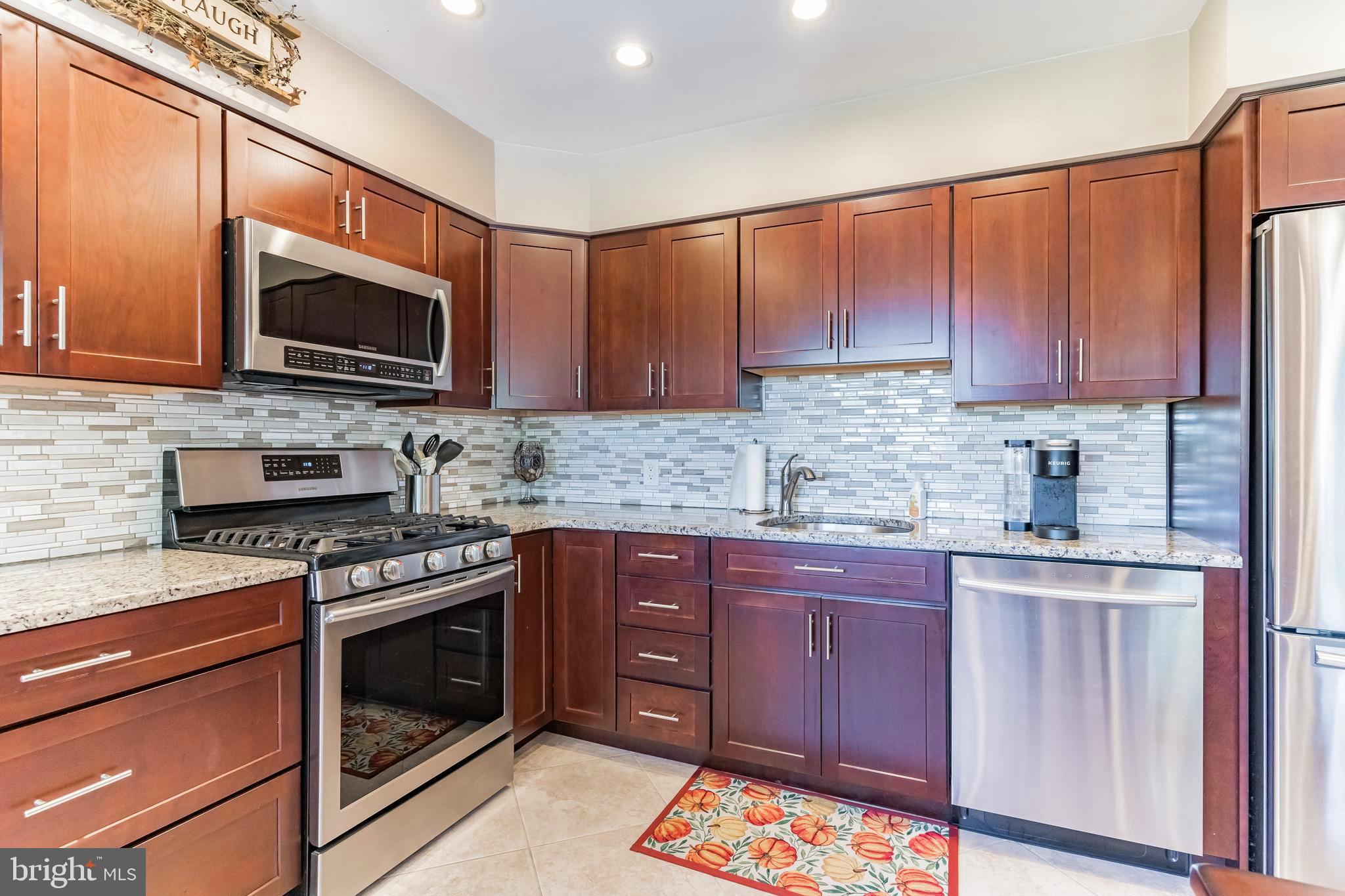 11812 Basile Road Philadelphia, PA 19154 - Photo 10 of 32