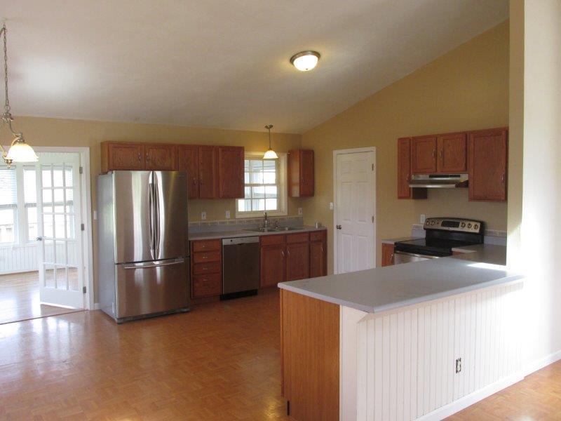 286 Stevens Road Troutville, VA 24175 - Photo 2 of 26 IMG_5207