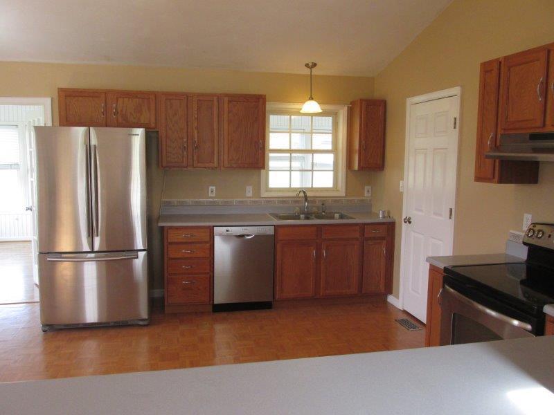 286 Stevens Road Troutville, VA 24175 - Photo 3 of 26 IMG_5223