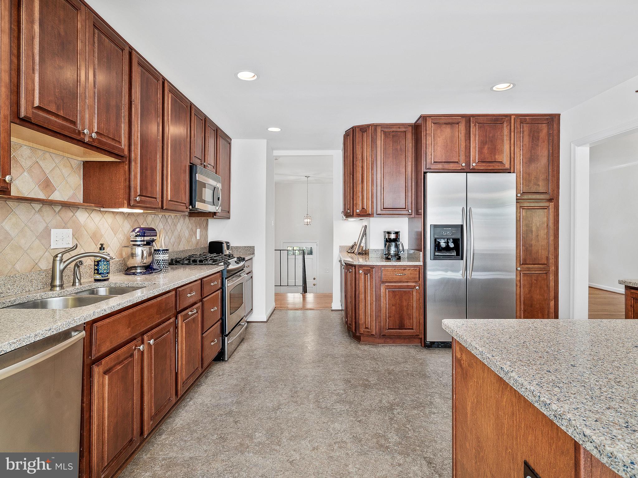 3104 Gold Mine Road Brookeville, MD 20833 - Photo 18 of 46 Kitchen